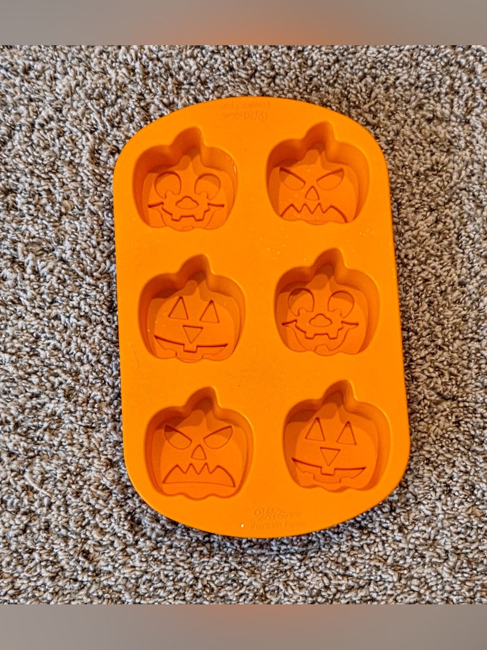Orange Wilton Silicone Halloween Mold with Pumpkin Faces